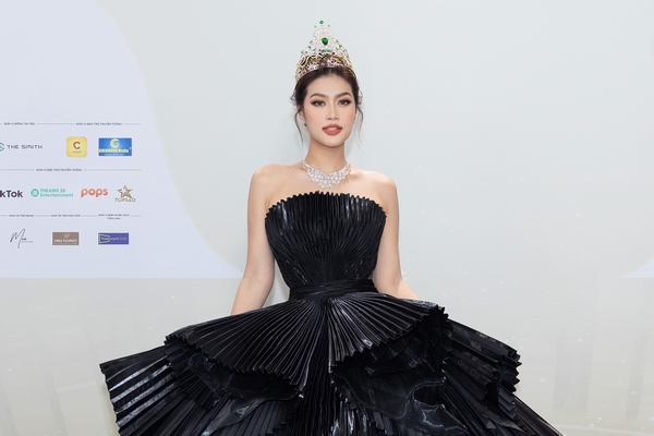 Hoa hậu Thiên Ân ‘thống trị’ thảm đỏ chung kết Miss Grand Vietnam 2023