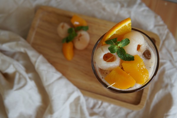 Ăn vải thiều quá nhiều có thể gây ngộ độc, sốc và co giật