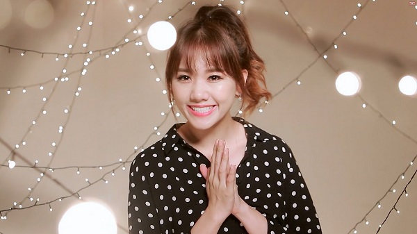 Happy Christmas – Hari Won