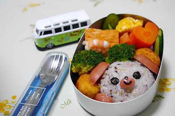 Những hộp cơm Bento đẹp mắt của mẹ Việt ở Nhật