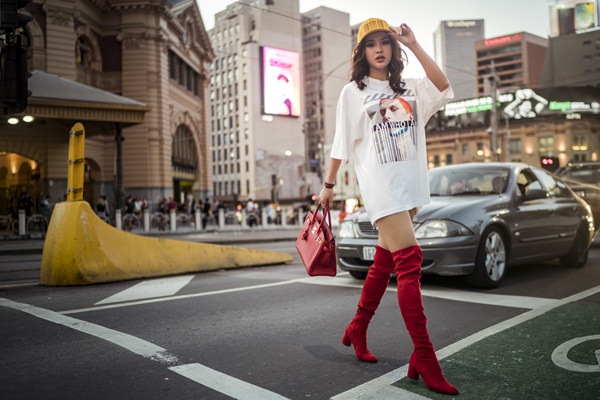 Phương Trinh Jolie bất ngờ công bố ‘độc thân’ giữa nghi án tình cảm với mỹ nam