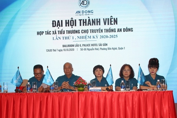 Chợ truyền thống An Đông  Hội đồng quản trị Hợp tác xã đầu tiên