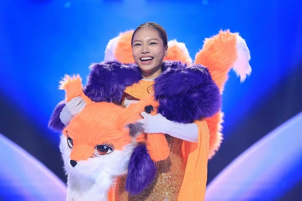 The Masked Singer Vietnam: Vũ Thảo My lộ diện sau lớp mascot Cáo Tiểu Thư