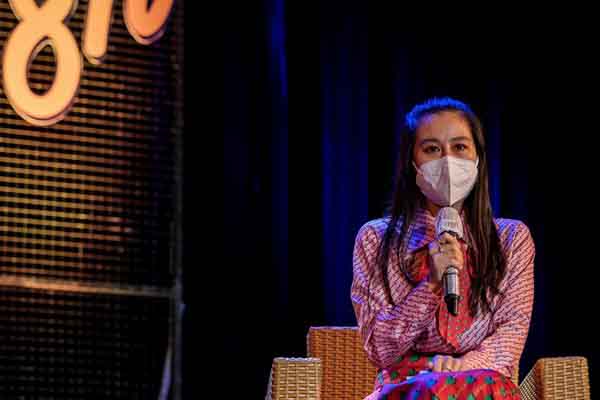 Nam Thư xót xa trước những hoàn cảnh khó khăn, mất người thân vì dịch Covid-19