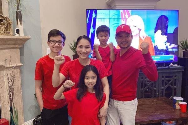 Các nghệ sĩ Việt ở Mỹ bỏ phiếu cho ông Trump hay Biden?