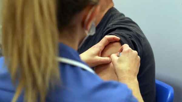 Người mắc COVID-19 có thể gặp di chứng cục máu đông tới 6 tháng sau khi nhiễm bệnh