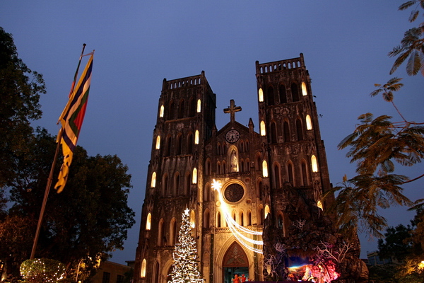 Nhà thờ và tiếng chuông