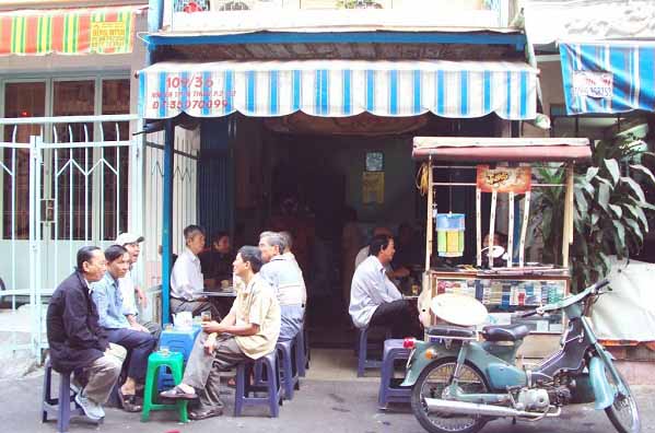 Thưởng thức cà phê vợt đúng điệu ở quán Cheo Leo