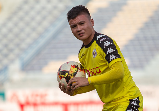 CLB Qatar hỏi mua, xuất hiện viễn cảnh Quang Hải đá cặp với Xavi?