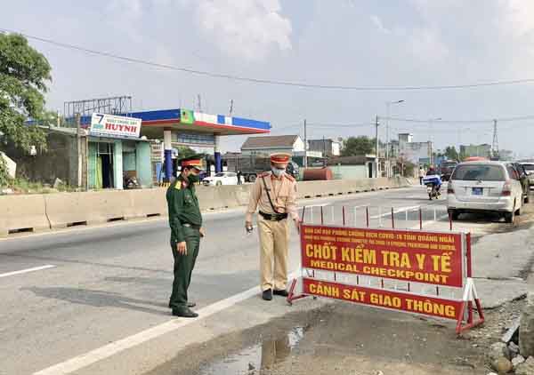 Quảng Ngãi dừng tiếp nhận người từ TP.HCM và các tỉnh phía nam về quê