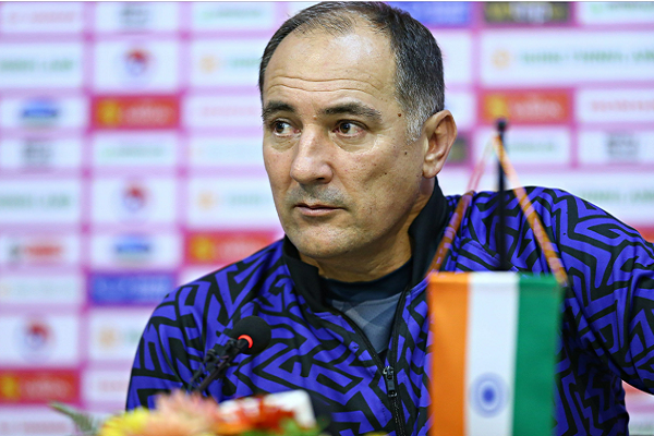 HLV đội tuyển Ấn Độ đánh giá cao lối chơi tập thể đội tuyển Việt Nam