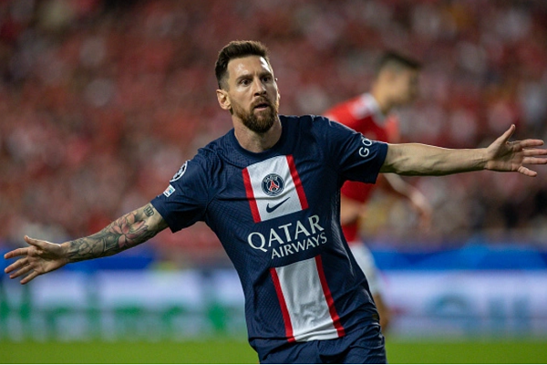 Ghi bàn vào lưới Benfica, Messi tiếp tục tạo nên kỷ lục