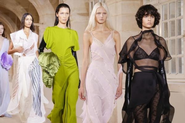 Sự trở lại của những mẫu thời trang hoài niệm