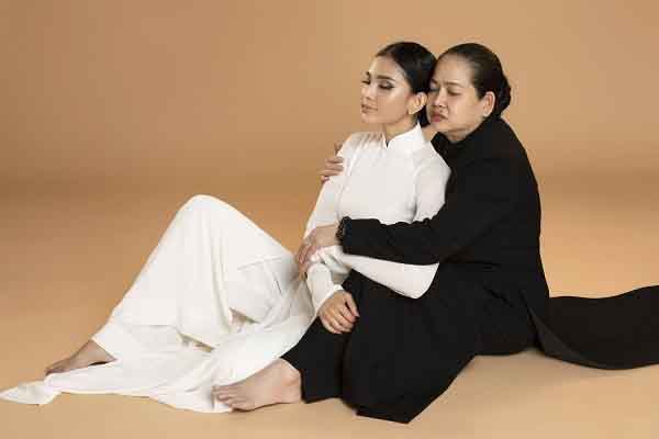 Trương Thị May cám ơn hai người phụ nữ quan trọng nhất cuộc đời