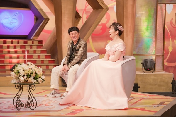 Nghệ sĩ Tấn Bo và tật xấu lạ lùng khiến vợ ‘mang tiếng’ ghen tuông dữ dội