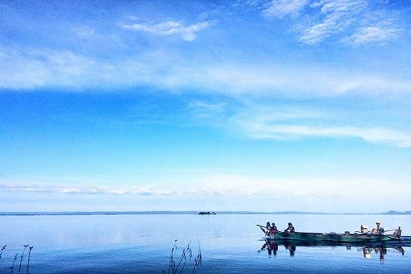Từ TP.HCM chỉ đi 60km đã đến được hồ nước nhân tạo đẹp như thiên đường