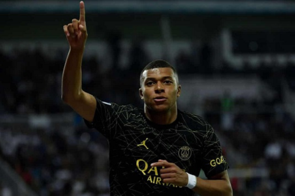 Ngôi sao Mbappe ‘lạnh nhạt’ với bản hợp đồng trăm triệu bảng từ câu lạc bộ Al Hilal