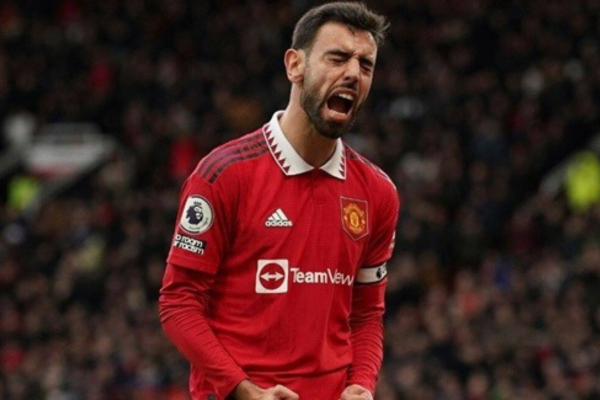 Bruno Fernandes soán ngôi Harry Maguire trở thành thủ lĩnh của Manchester United