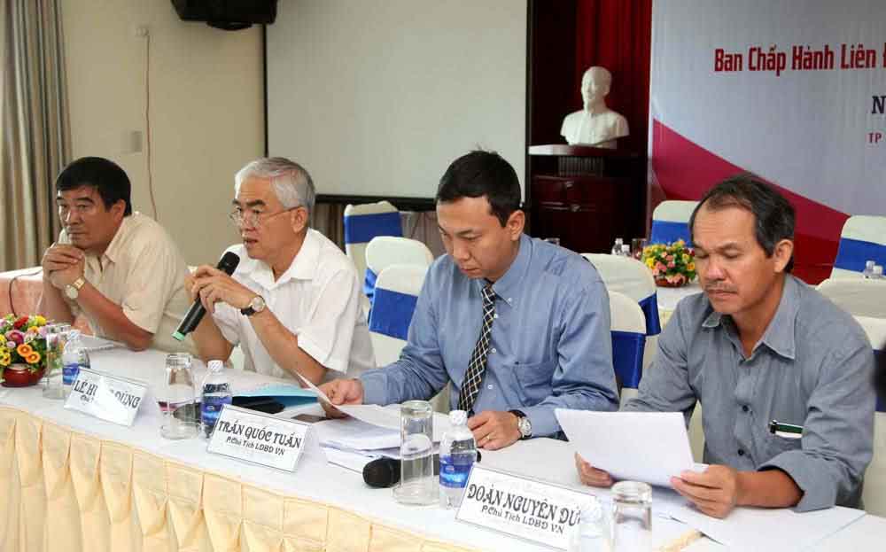 Tranh ghế thay bầu Đức, ông Trần Mạnh Hùng tạo bất ngờ phút chót?