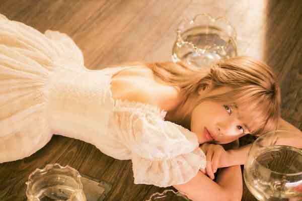 Thiều Bảo Trâm tự tin ‘bắn tiếng anh’ trên đài Arirang Hàn Quốc