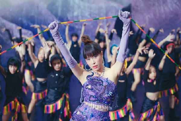 Denis Đặng giải đáp loạt chi tiết ‘cài cắm’ đầy thú vị trong MV Bo Xì Bo của Hoàng Thuỳ Linh