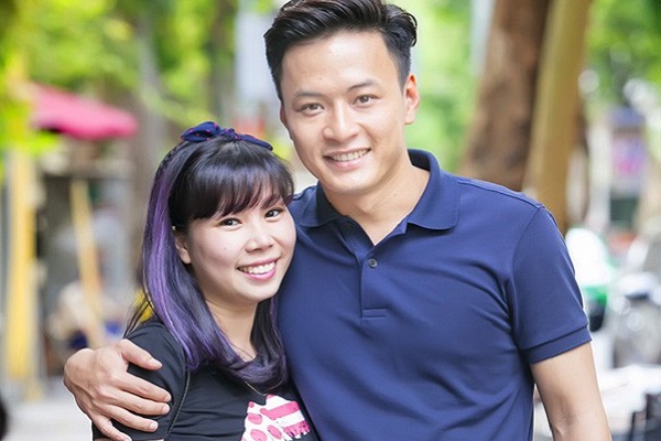 Diễn viên Hồng Đăng đáp trả gay gắt, mắng antifan vô học vì chê vợ xấu