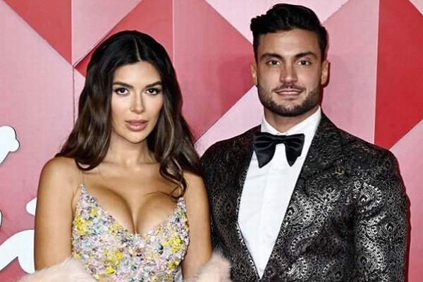 Cặp sao ‘Love Island 2022’ chính thức ‘đường ai nấy đi’ 