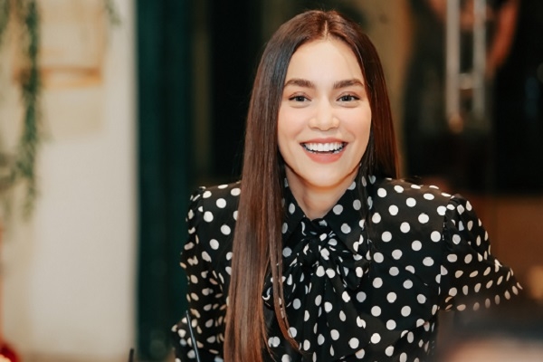 Nụ cười rạng rỡ của Hồ Ngọc Hà khiến bao người say đắm