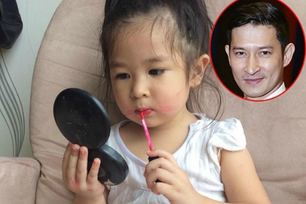 Con gái ‘vạch trần’ Huy Khánh bừa bộn khi ở nhà