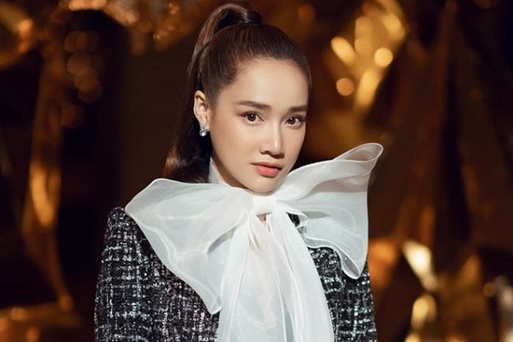 Sau sinh con, vóc dáng và nhan sắc của Nhã Phương ngày càng thay đổi