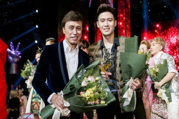 ‘Học trò’ Tuấn Ngọc giành giải quán quân The Voice 2019