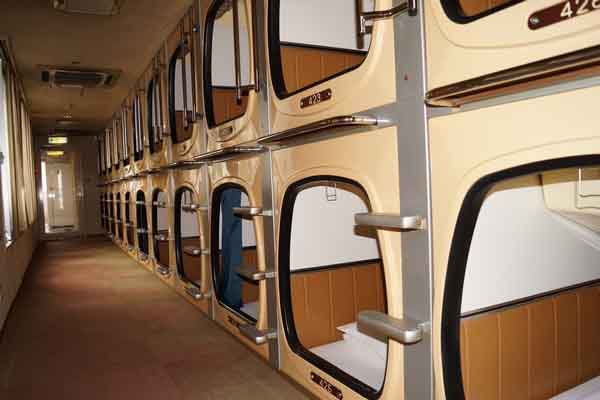 Khách sạn con nhộng đầu tiên trên thế giới có gì đặc biệt?