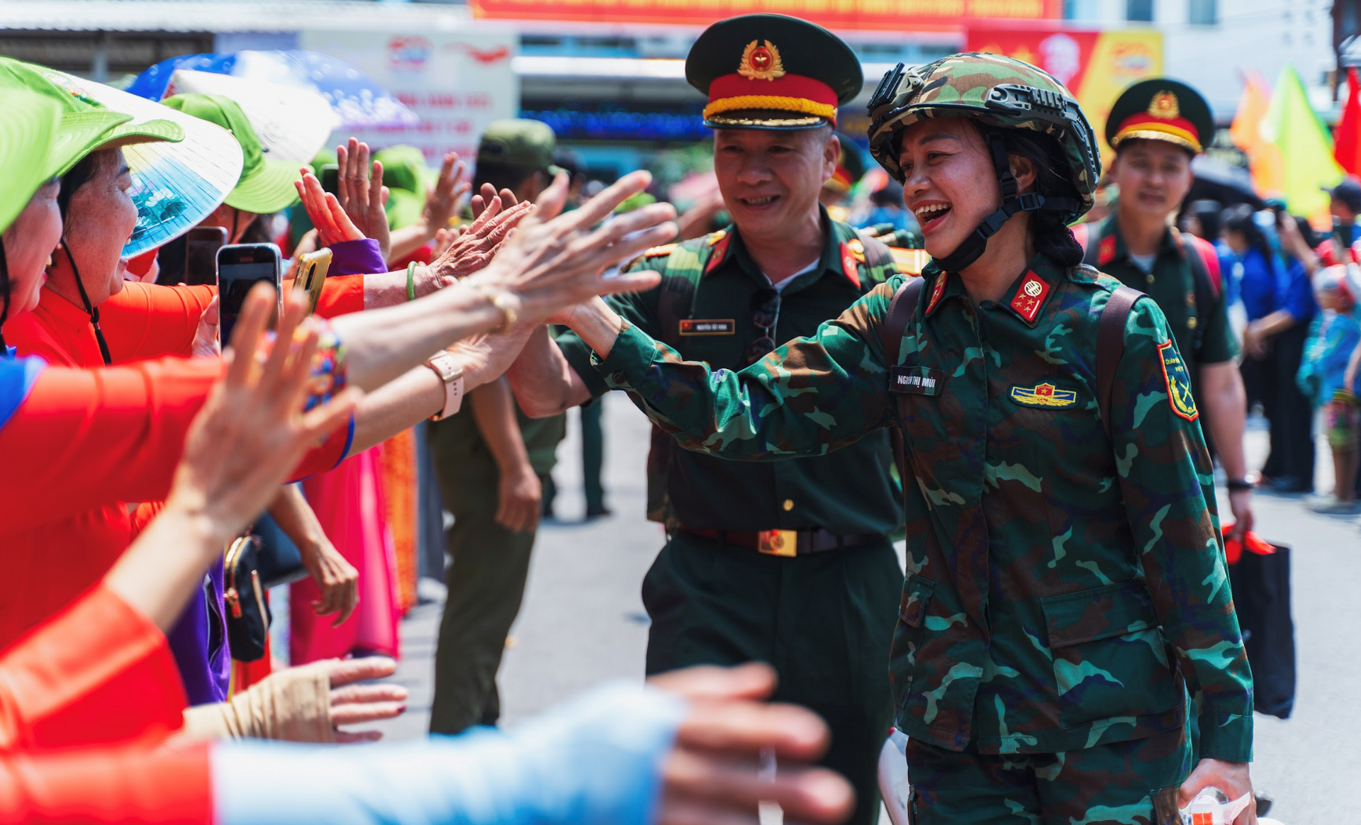 Chuyến tàu đặc biệt chở đoàn diễu binh thực hiện nhiệm vụ A50 về đến ga Biên Hòa