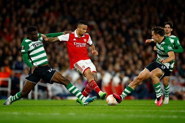 Để thua trên loạt sút luân lưu, Arsenal dừng bước tại vòng 16 đội Europa League 