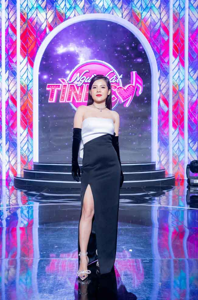 Minh Tú gây xúc động khi gửi thông điệp đoàn tụ gia đình dịp Tết