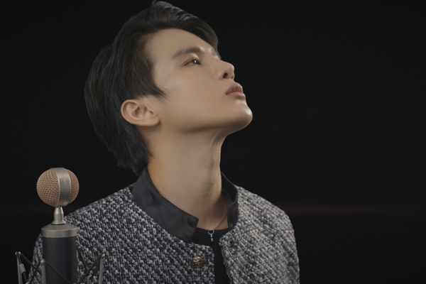 Phạm Đình Thái Ngân làm mới hit ‘Vì sao thế?’, chính chủ không nhận ra