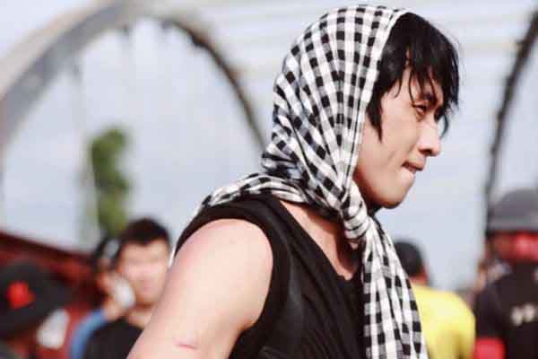 Tuấn Trần ‘dãi nắng dầm mưa’ trên phim trường ‘Đất rừng phương Nam’