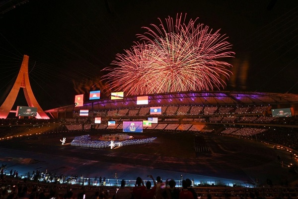 Bế mạc SEA Games 32: Kỳ Đại hội Thể thao thành công của Campuchia và Việt Nam