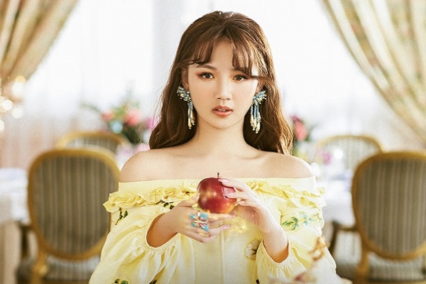 ‘Thánh thả thính’ Amee trở lại ‘đường đua’ nhạc Việt