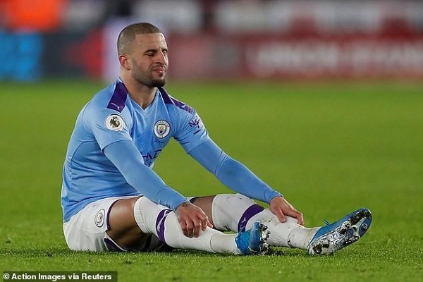 Tổ chức tiệc sex giữa mùa dịch, Kyle Walker bị phạt nặng, hết cửa lên tuyển