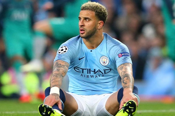 Bê bối sex và quá khứ ăn chơi thác loạn đe dọa sự nghiệp hậu vệ nổi tiếng của Man City