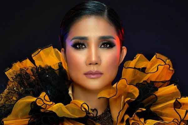 NSƯT Cát Tường ‘làm nóng’ sân khấu kịch với sự trở lại sau gần 10 năm vắng bóng