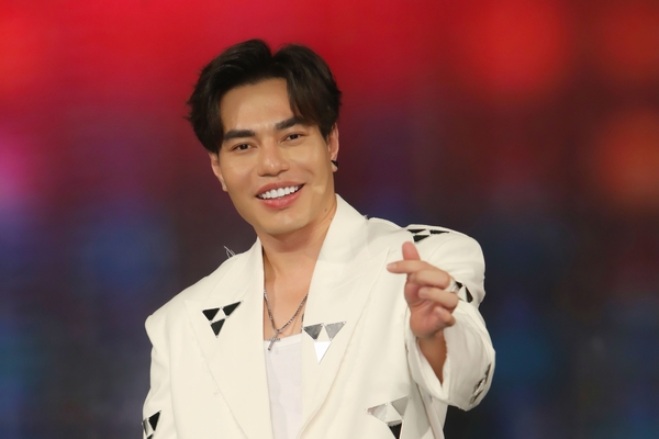 Dương Lâm tái xuất ‘Cười xuyên Việt 2022’ trong vai trò giám khảo