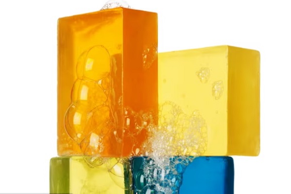 Nghiên cứu mới về biến nhựa không thể tái chế thành xà phòng