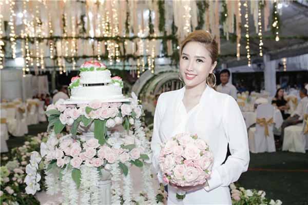 Siêu hot: Bảo Thy đám cưới gần ngày với Đông Nhi