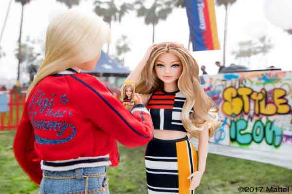 Búp bê Barbie huyền thoại mang thương hiệu Tommy Hilfiger