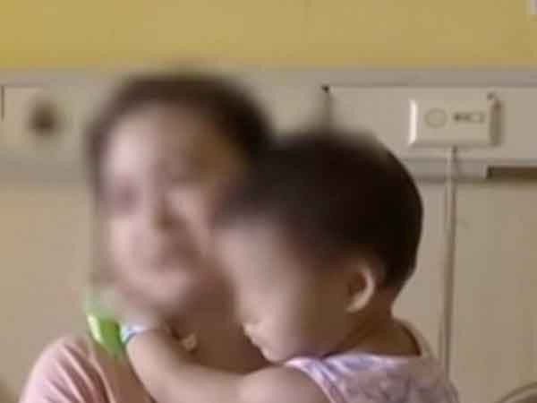 Kỳ lạ chuyện em bé siêu nhân ngã từ tầng 17 “vẫn bình an vô sự”