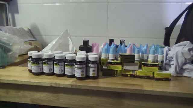 Phát hiện thuốc chữa ung thư bằng bột than tre của Vinaca bày bán tràn lan ở TP.HCM