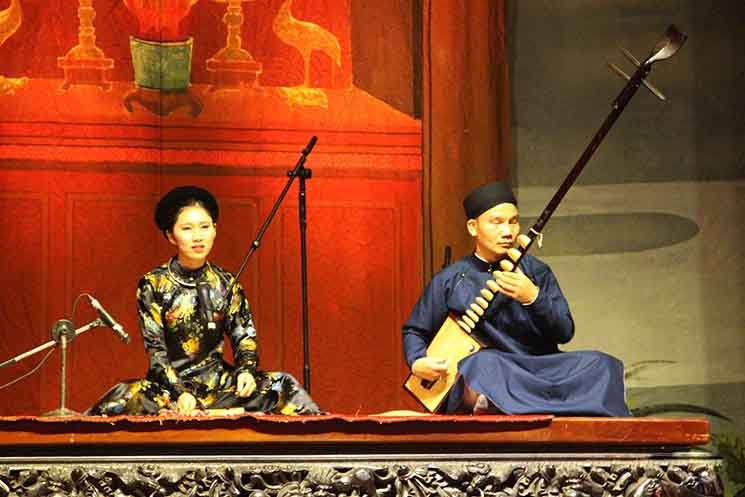 Hội ngộ các hình thức diễn xướng độc đáo tại Liên hoan Ca trù toàn quốc