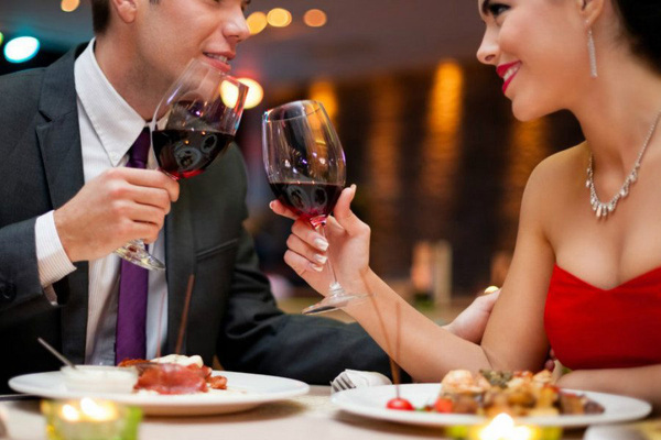 Trở nên tinh tế như người Pháp khi nắm giữ bộ quy tắc ăn uống trên bàn tiệc